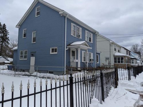 61 Morningside St, Hartford CT 06112-1142 exterior