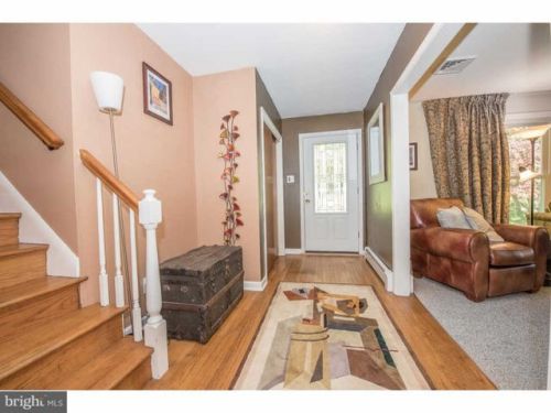 821 Crum Creek Rd, Media, PA 19064-1038