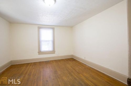 1069 Hemphill Ave, Atlanta GA 30318-5441 exterior