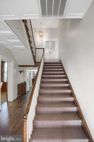 301 Penn St, Huntingdon PA 16652-1609 exterior