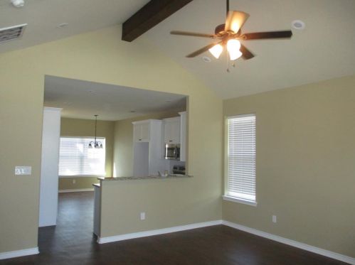 1020 Gandy St, Denison TX  75020-3301 exterior