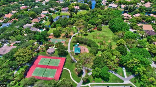 2632 41 St, Boca Raton FL 33434-2515 exterior