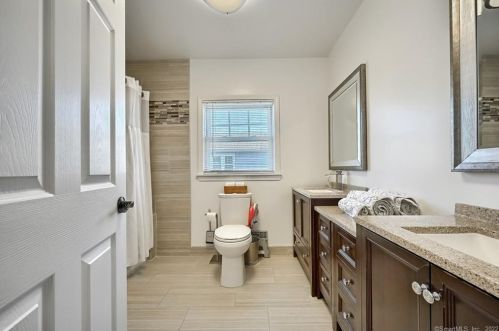 54 Belmont St, New Britain CT 06053-3506 exterior