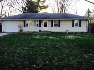 1909 Mcdonald Dr, Champaign, IL 61821-6078