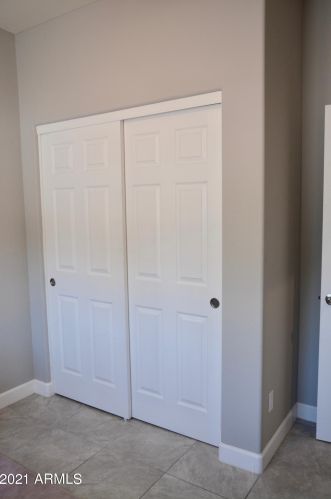 1801 5 Ave, Phoenix AZ 85003-2721 exterior