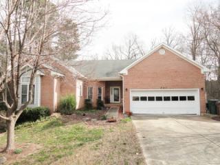 207 Muir Woods Dr, Cary NC  27513-1708 exterior