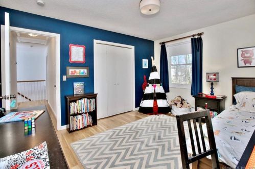 26 Bauer Pl, Westport CT 06880-4101 exterior