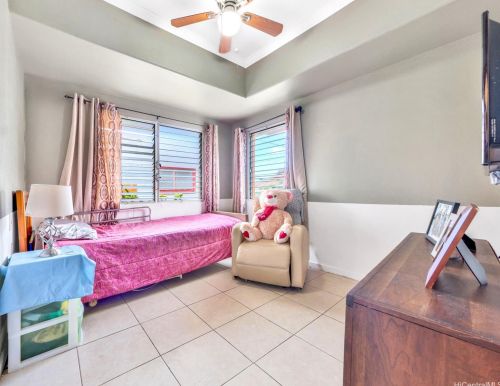 2777 Kalihi St, Honolulu HI 96819-6009 exterior