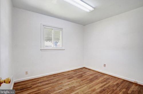 4612 Adrian St, Rockville MD 20853-3705 exterior