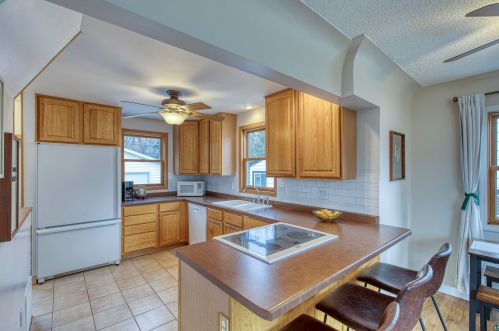 4321 Dodge St, Duluth MN 55804-1409 exterior