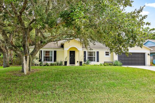 1732 Leafy Rd, Fort Pierce FL 34953-1355 exterior