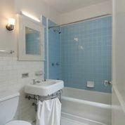 6535 Northumberland St, Pittsburgh PA  15217-1361 exterior