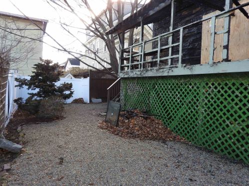 54 Rumford St, Concord NH  03301-4236 exterior