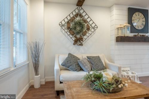 355 Ross St, Lancaster PA 17602-1941 exterior