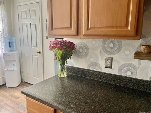 50 Hampton Ct, Middletown NY 10941-1610 exterior