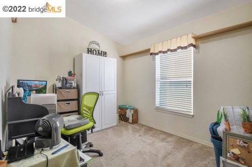 71 A St, Concord CA 94520-5304 exterior