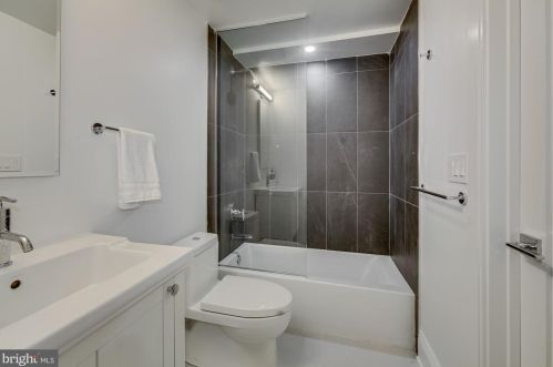 835 Longfellow St, Washington DC  20011-8205 exterior