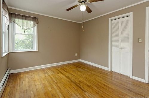 366 Anderson Ave, Milford CT 06460-3770 exterior