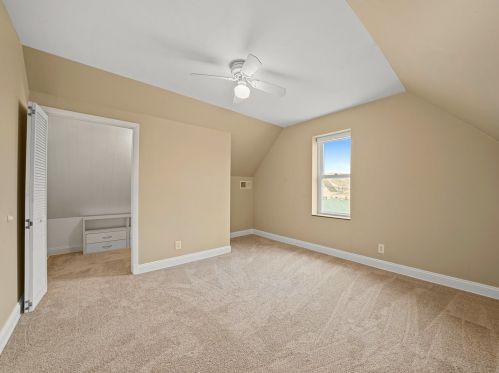 2226 Kedvale Ave, Chicago IL 60629-5708 exterior