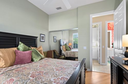 7704 Hernando Ct, Naples FL 34114-2619 exterior