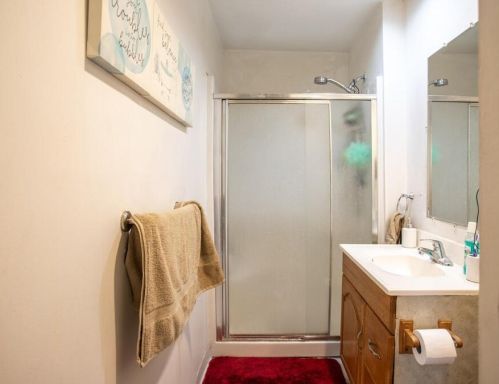 44 Uxbridge St, Worcester MA 01605-2502 exterior