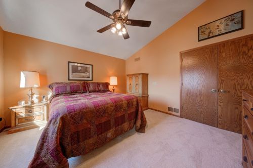 4561 Clf Rdg Ct, Saint Paul MN 55123-1811 exterior