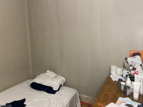 270 21 St, Paterson NJ 07513-1510 exterior