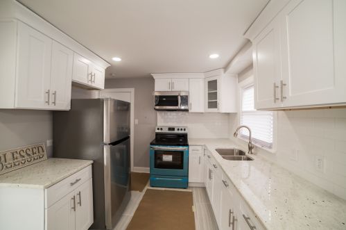 14423 Lincoln Ave, Dolton IL 60419-1818 exterior