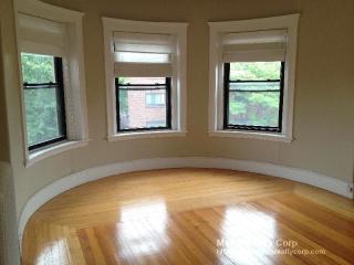 10 Babcock St, Brookline MA  02446-5904 exterior