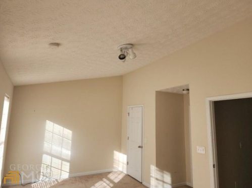 1732 Redan, Lithonia GA  30058-2610 exterior