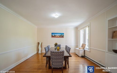 6829 Paxton Ave, Chicago IL 60649-3212 exterior