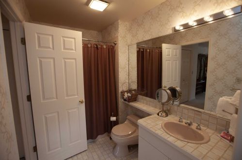 204 Dogwood Ct, Poughkeepsie NY exterior