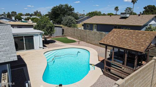 18811 12th Ave, Phoenix AZ  85027-5514 exterior
