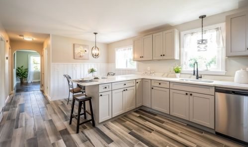 30 Locust Ave, Worcester MA  01604-6020 exterior