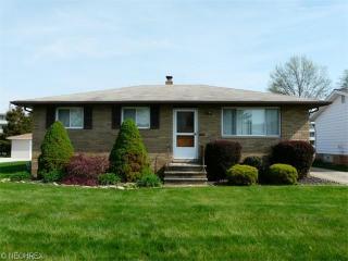 12012 Denver Dr, Cleveland, OH 44130-1803
