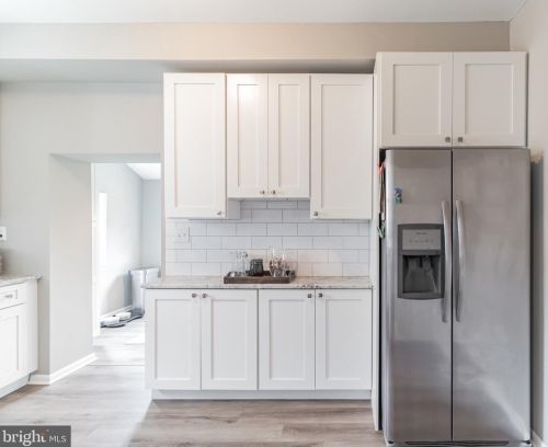 2621 Ctr St, Camden NJ 08109-2518 exterior