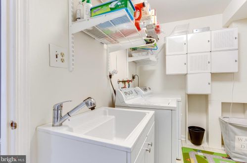 5819 Tudor Ln, Rockville MD 20852-2852 exterior