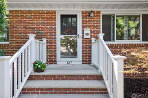 127 Woodbridge Ave, Metuchen, NJ 08840-2030