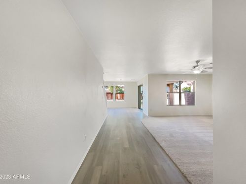 28218 31st Ave, Phoenix, AZ 85083-5845