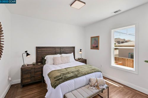 612 Stannage, Berkeley CA 94706-1640 exterior