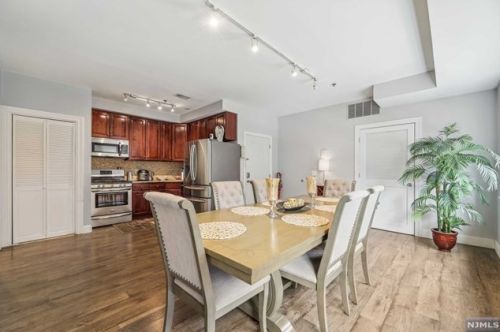 2416 West St, Union City NJ 07087-3798 exterior