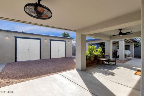 2545 15 St, Phoenix AZ 85040-1303 exterior