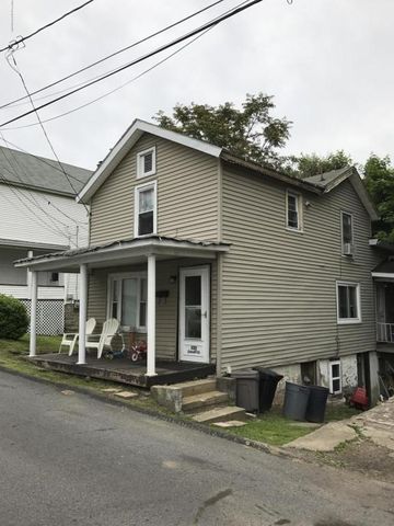 328 Aswell Ct, Scranton, PA 18504-2608