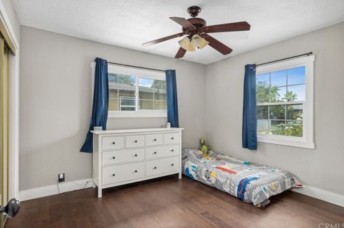 1412 Naples Pl, Fullerton CA  92833-4432 exterior