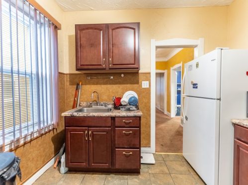 1627 Mcvicker Ave, Chicago IL 60630-1925 exterior