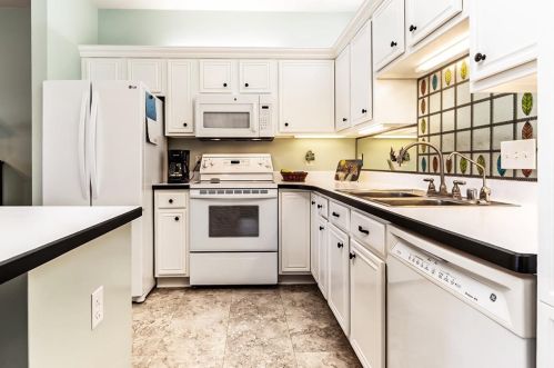 5473 Congress Ave, Madison WI 53718-2214 exterior