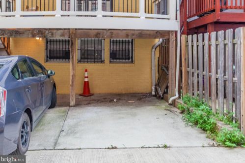 3727 9th St, Washington DC  20010-1501 exterior