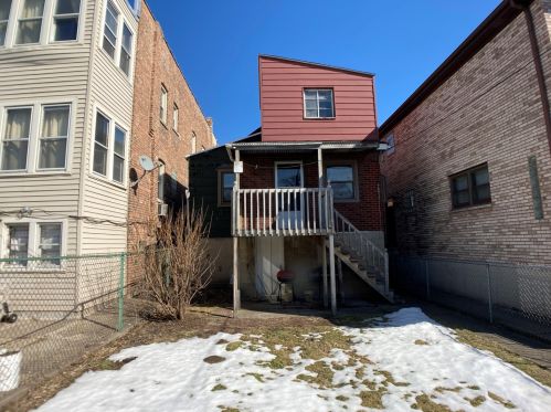 3334 Un Ave, Chicago IL 60616-3425 exterior