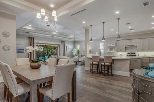 2867 Coco Lk Dr, Naples FL 34105-4514 exterior