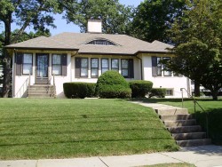 59 Eliot Ave, Newton, MA 02465-1708